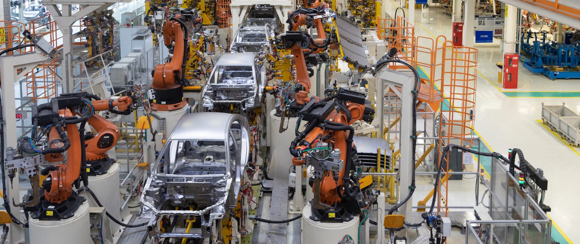 GSH Visits Manufacturer Site in Spain